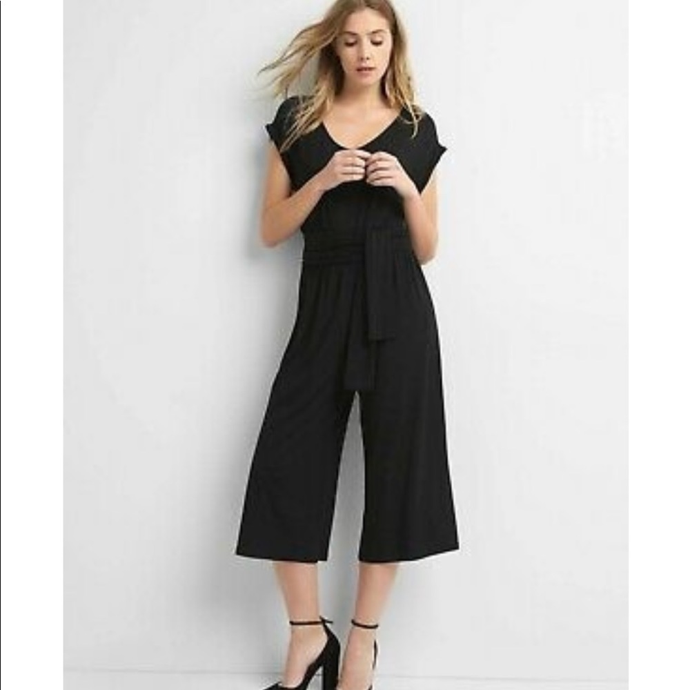 GAP black culotte jumpsuit